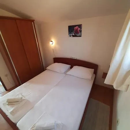 Toni - Kucica Apartment