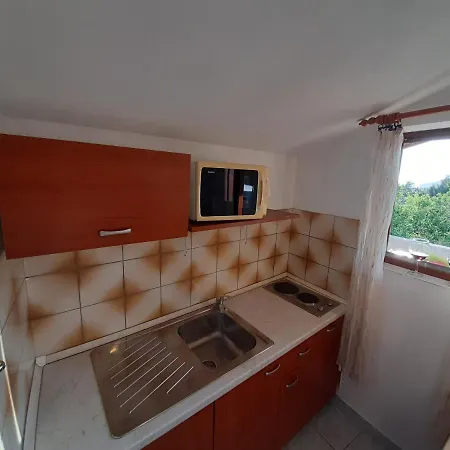 Toni - Kucica Apartment